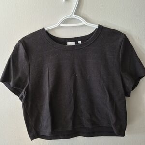 Aritzia Sunday Best Crop Top – Size XL – Black – Casual Basic
